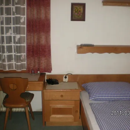 Alpentraum Guest house 3*